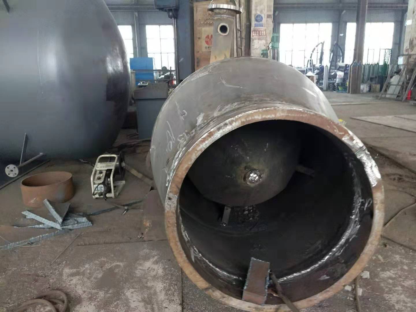 集粒器屬于吹管消聲器匹配設備，集粒器也被稱為集渣器。